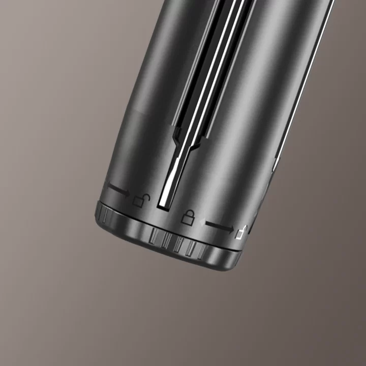 Bottom Tripod Lock