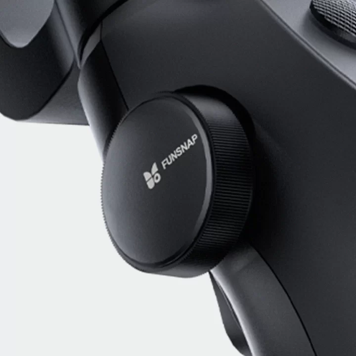 Pressure-Sensitive Zoom Wheel